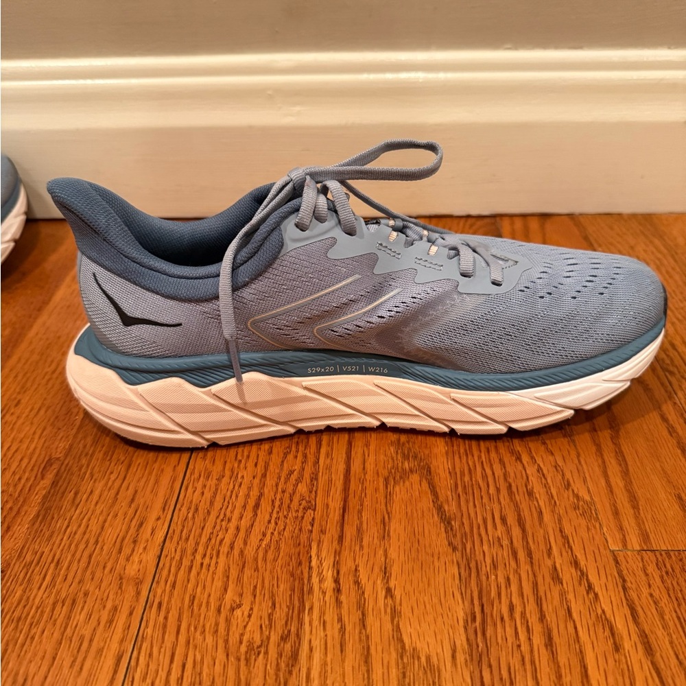 HOKA Arahi 5 Women’s Running Shoes in Blue Fog - Picture 9 of 10